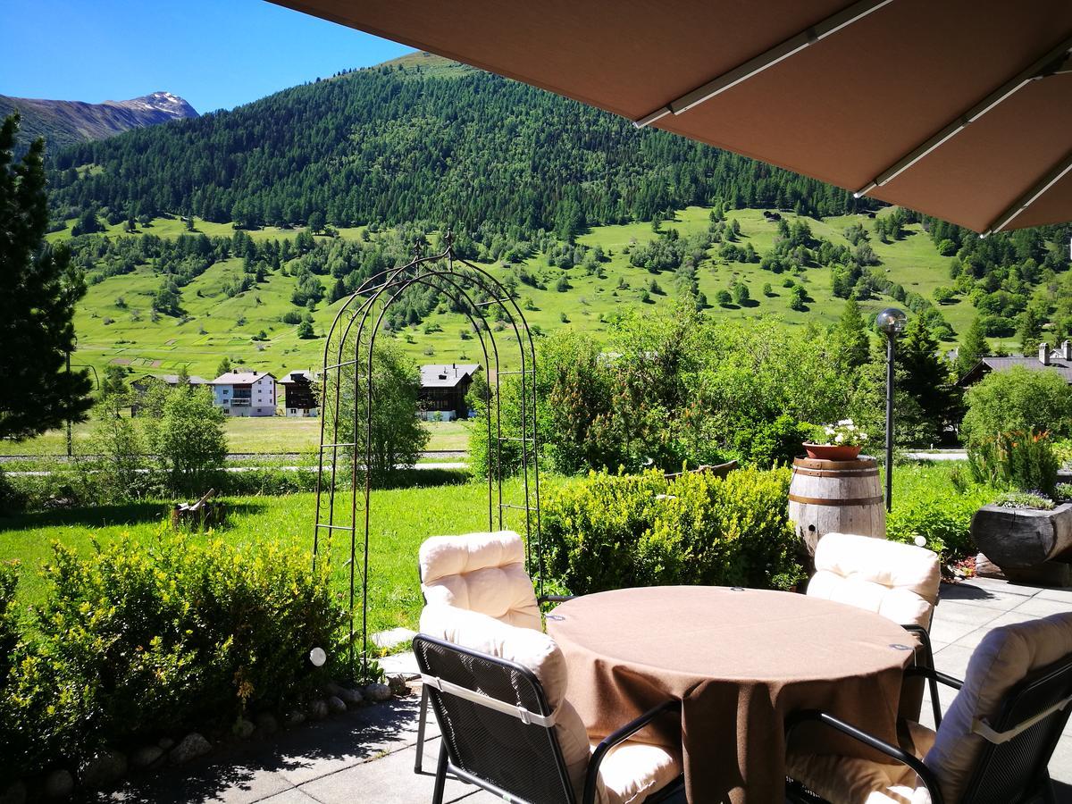 Hotel Hubertus Obergesteln Exterior foto